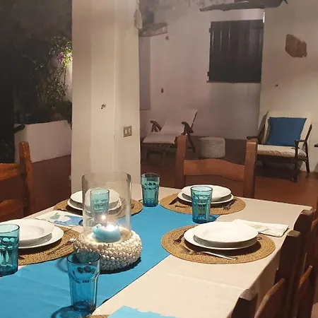 Con Discesa Privata A Mare *