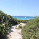 Con Discesa Privata A Mare Villa