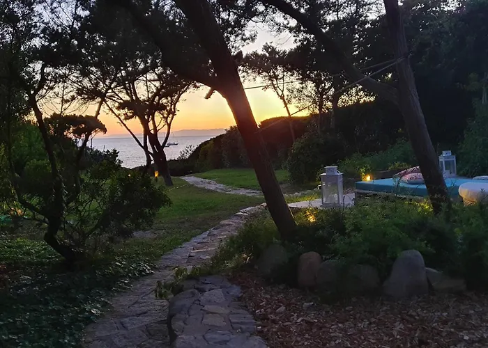 别墅 Con Discesa Privata A Mare *